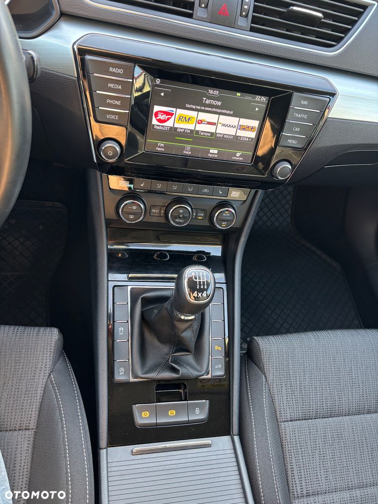 Skoda Superb 2.0 TDI 4x4 Ambition - 14