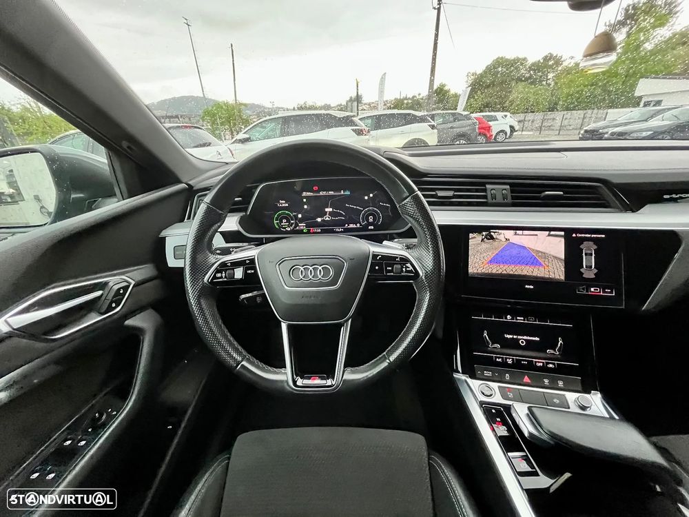 Audi e-tron 55 quattro S line - 16