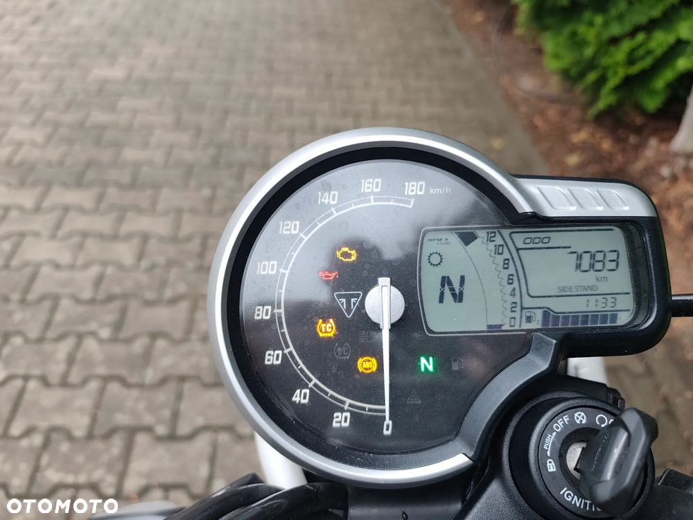 Triumph Scrambler - 5