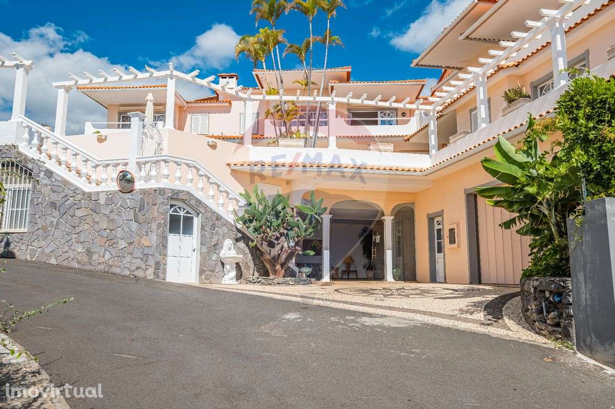 Prédio  para venda - Grande imagem: 2/23