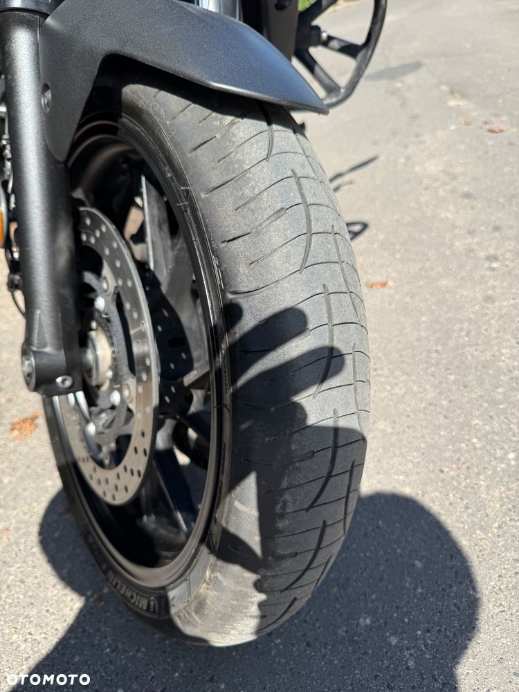 Yamaha MT - 12