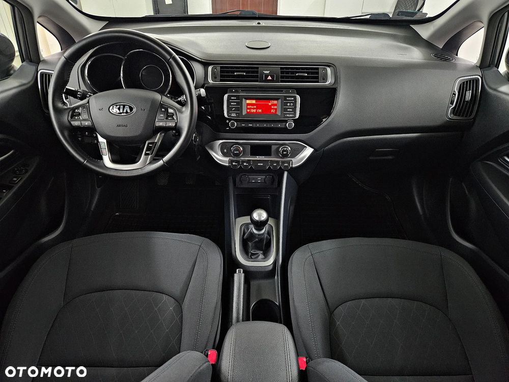 Kia Rio 1.2 L - 9