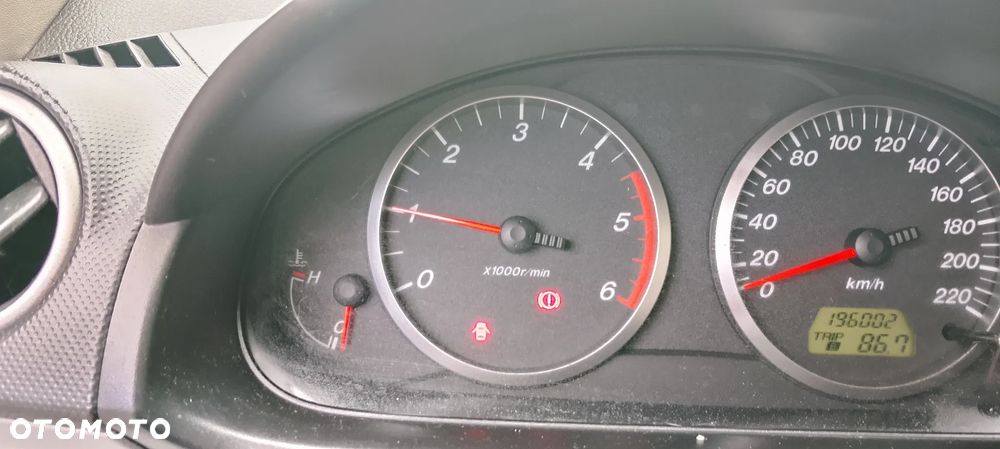 Mazda 2 - 9