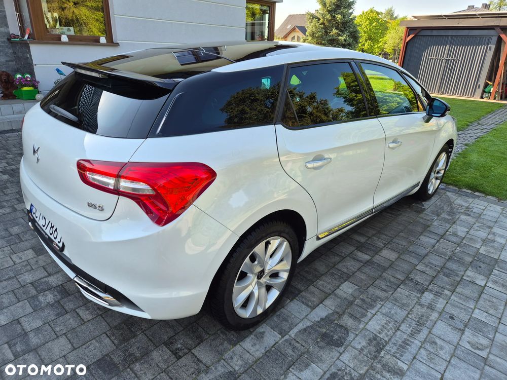 DS Automobiles DS 5 - 5
