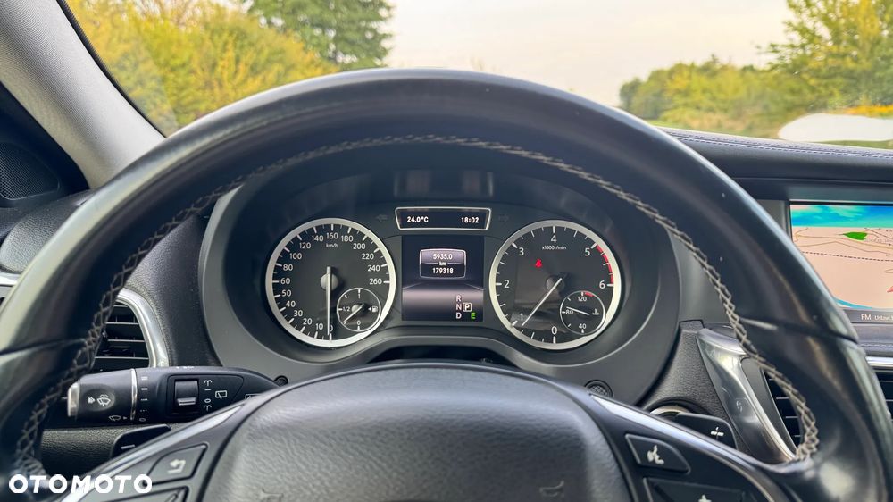 Infiniti Q30 1.5d Premium City Black 7DCT - 5