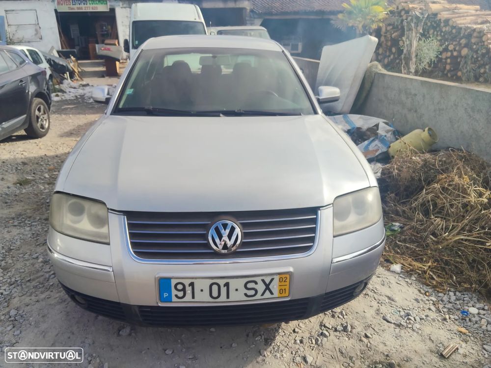 VW Passat 1.9 TDi Highline - 1