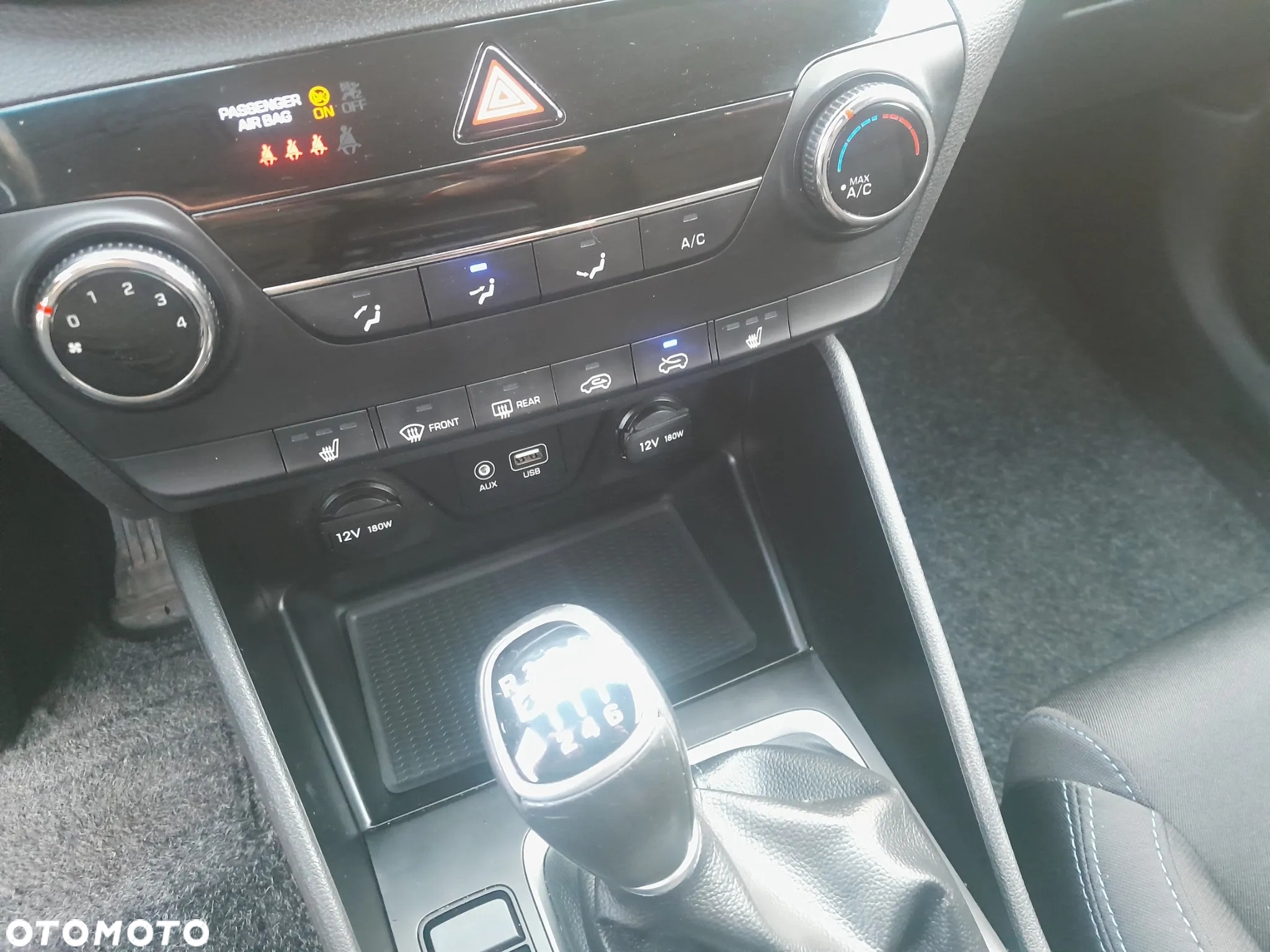 Hyundai Tucson 1.6 GDi 2WD Pure - 16
