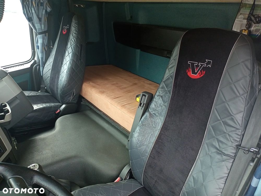 Volvo FM z zabudową ROLFO (Autotransporter) - 24