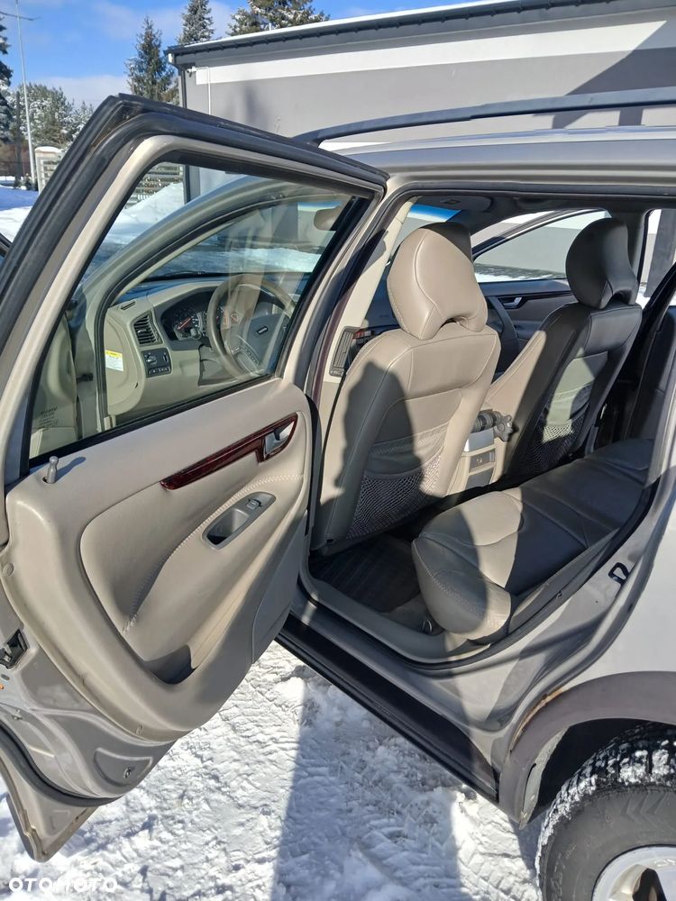 Volvo XC 70 - 8