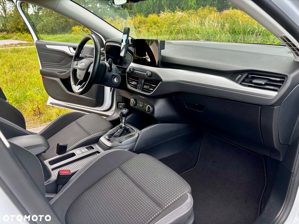 Ford Focus - 8