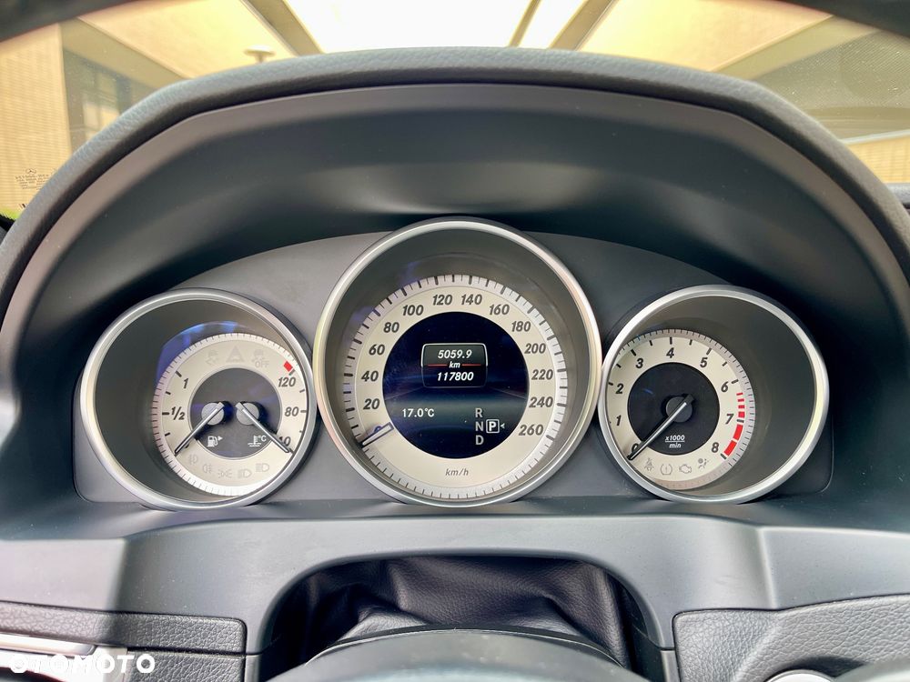 Mercedes-Benz Klasa E 200 7G-TRONIC - 15