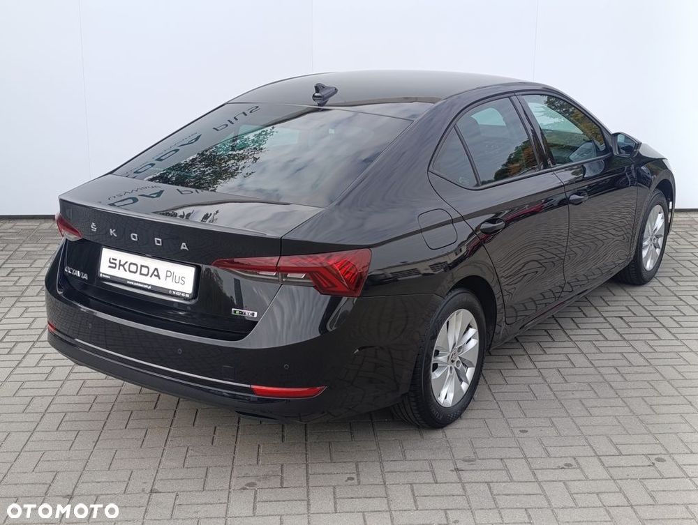 Skoda Octavia 2021 photo 5