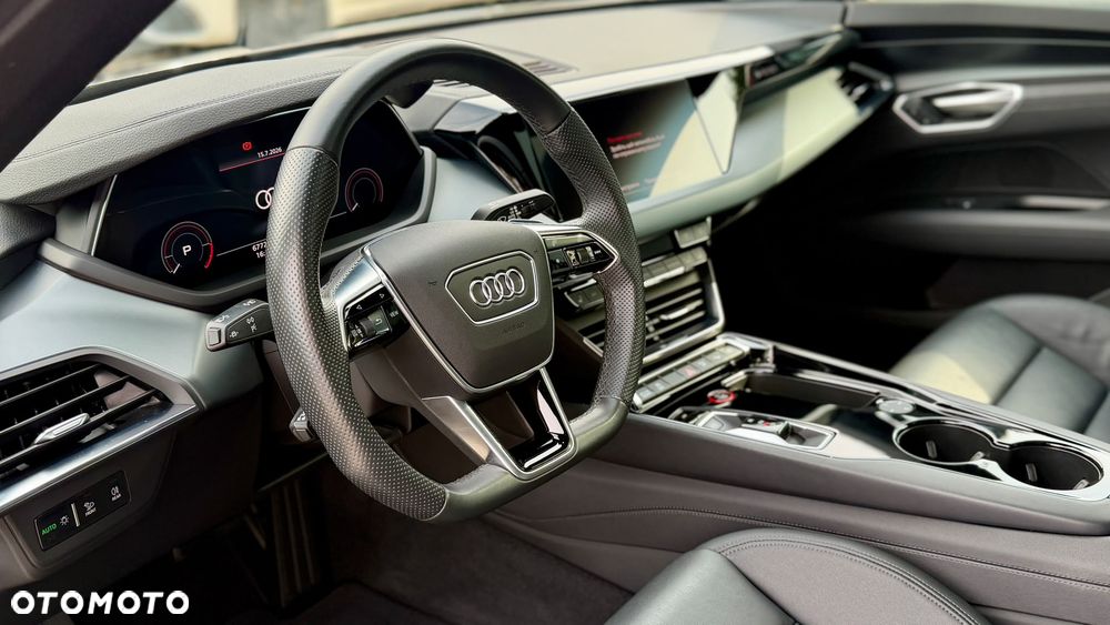 Audi e-tron GT quattro - 22