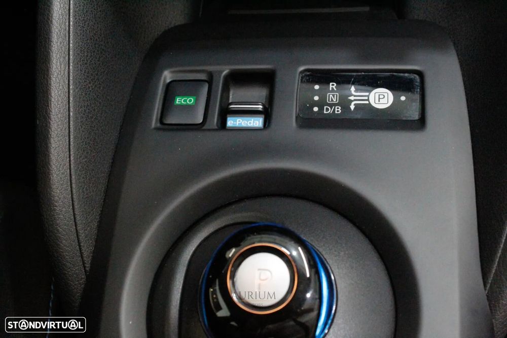 Nissan Leaf N-Connecta - 14