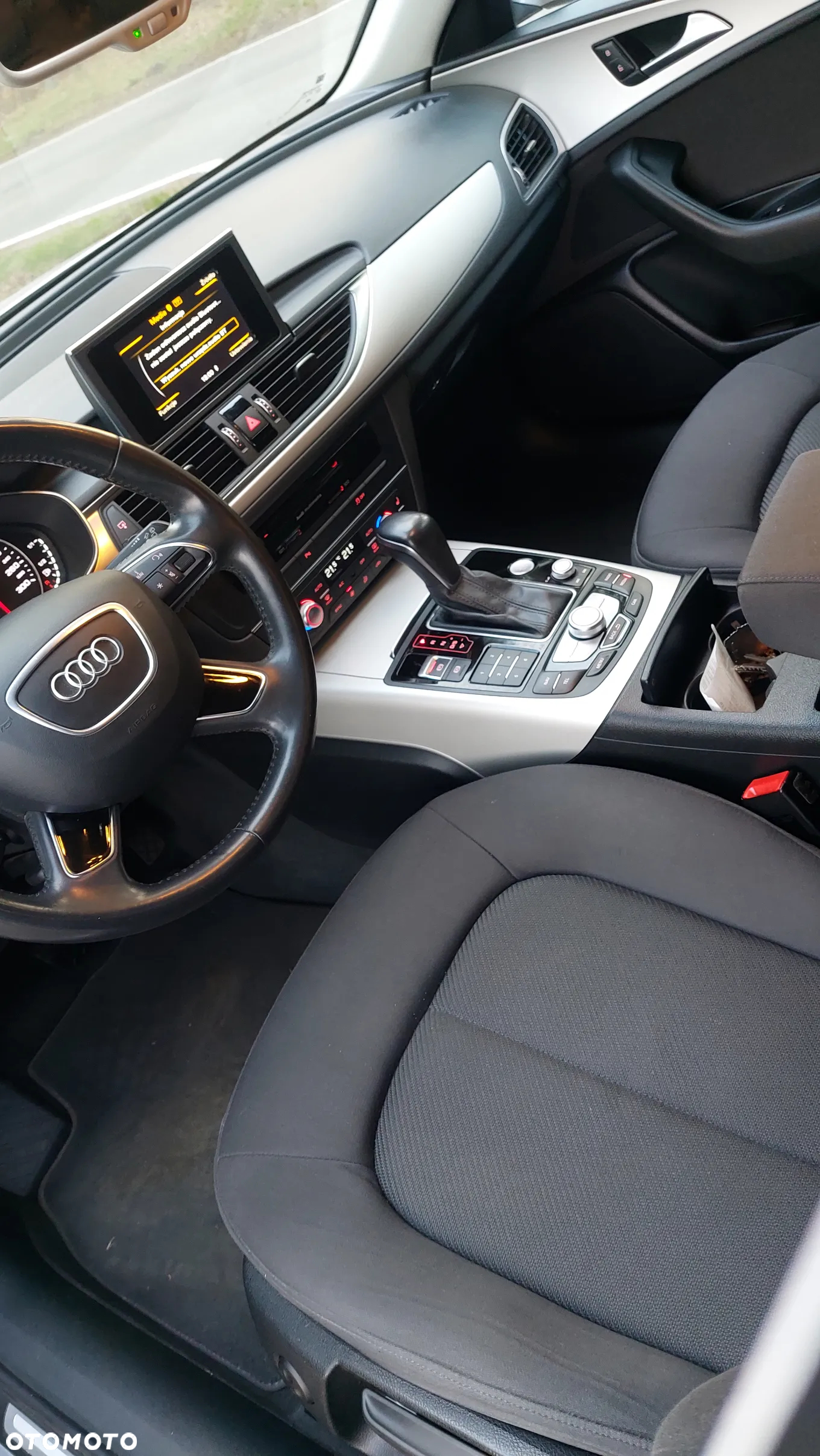 Audi A6 Avant 2.0 TDI Ultra S tronic - 8