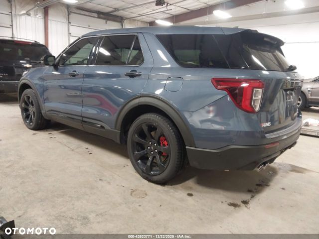 Ford Explorer - 5