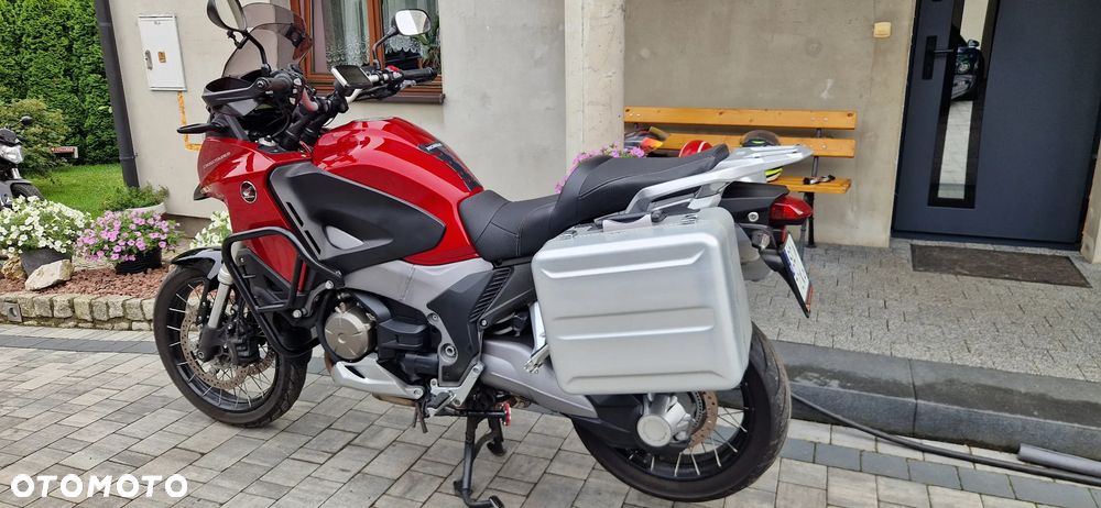 Honda VFR - 22
