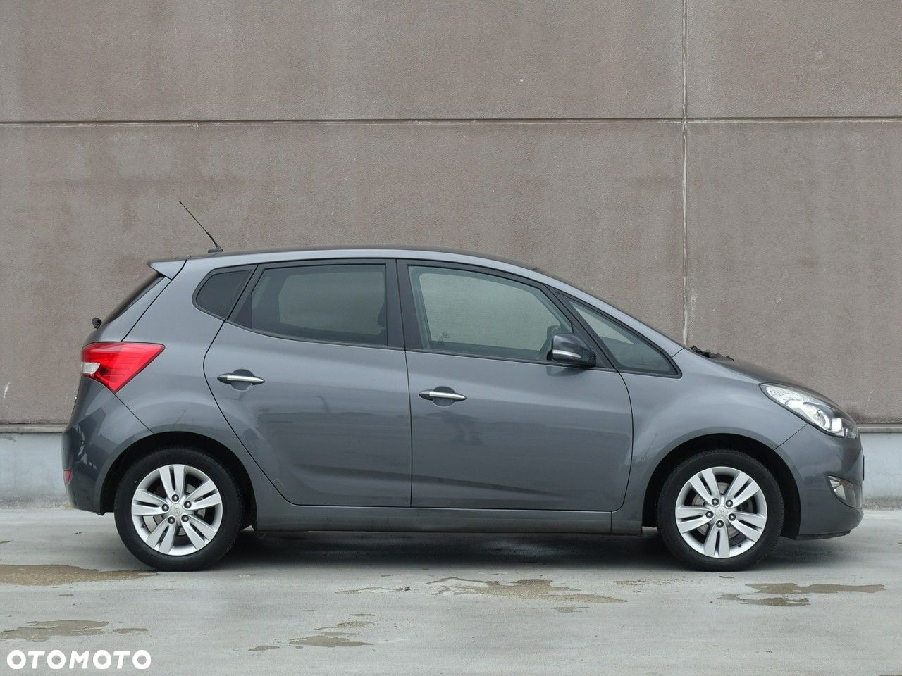 Hyundai ix20 - 3