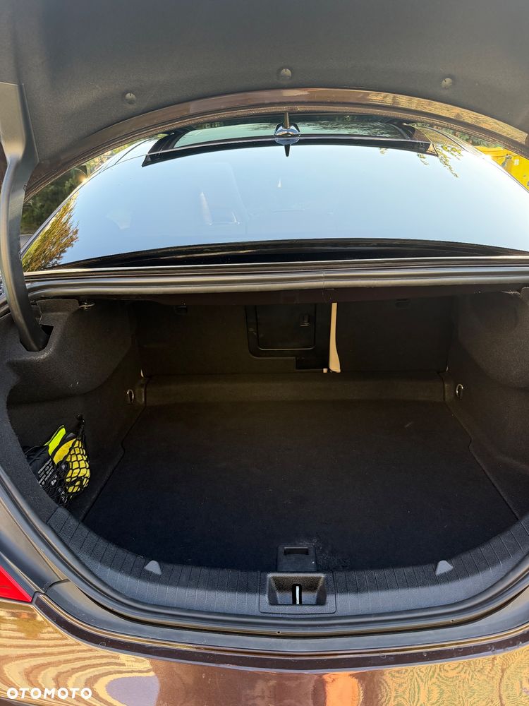 Mercedes-Benz CLA 250 Sport 7G-DCT - 17