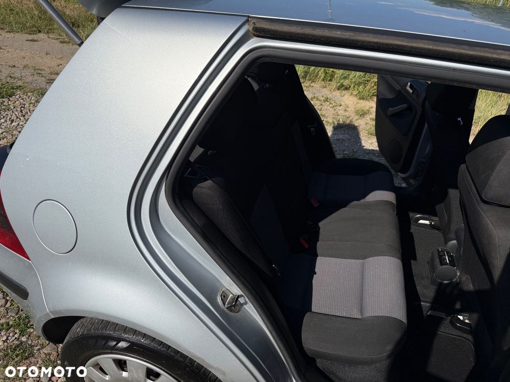 Volkswagen Golf 1.6 Automatik Edition - 11