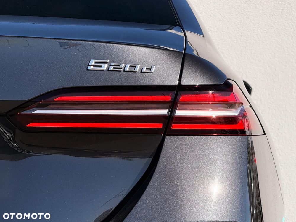 BMW Seria 5 520d - 10