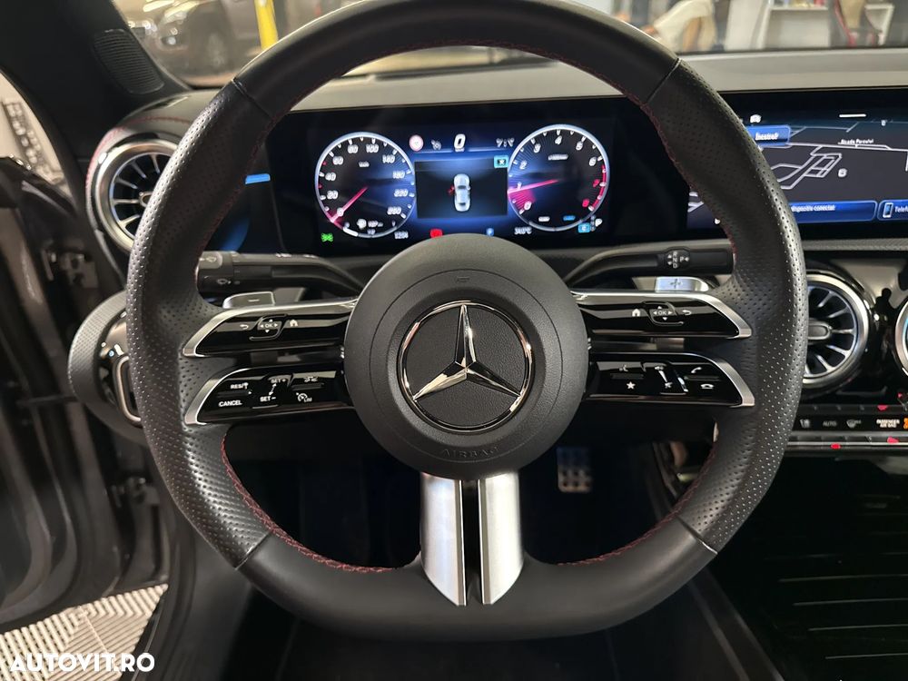 Mercedes-Benz CLA 220 - 18