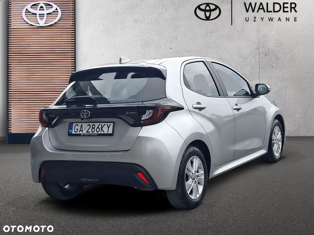 Toyota Yaris - 5