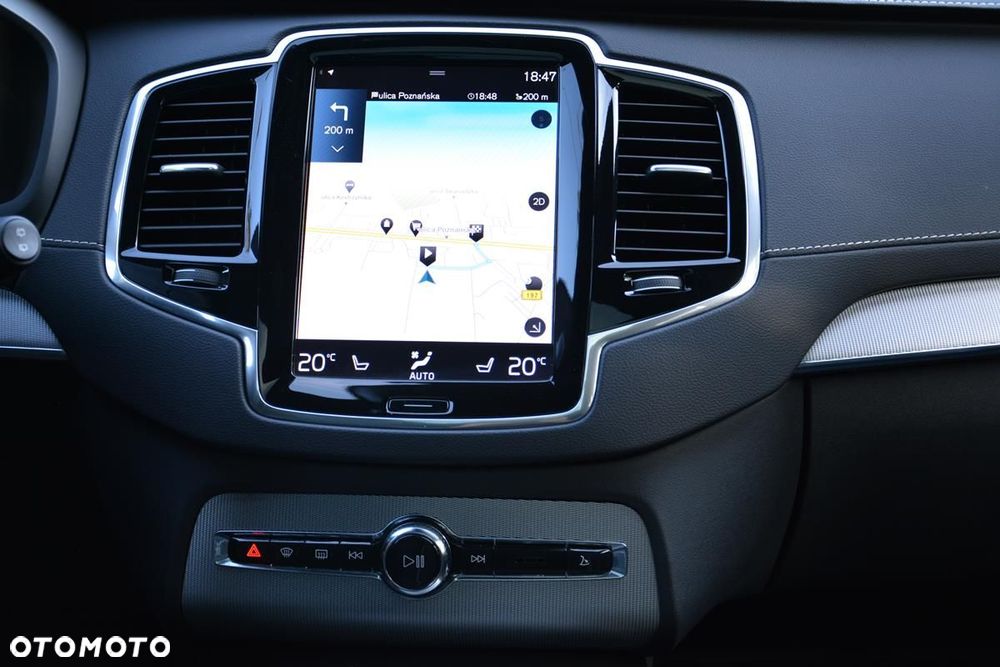 Volvo XC 90 - 33