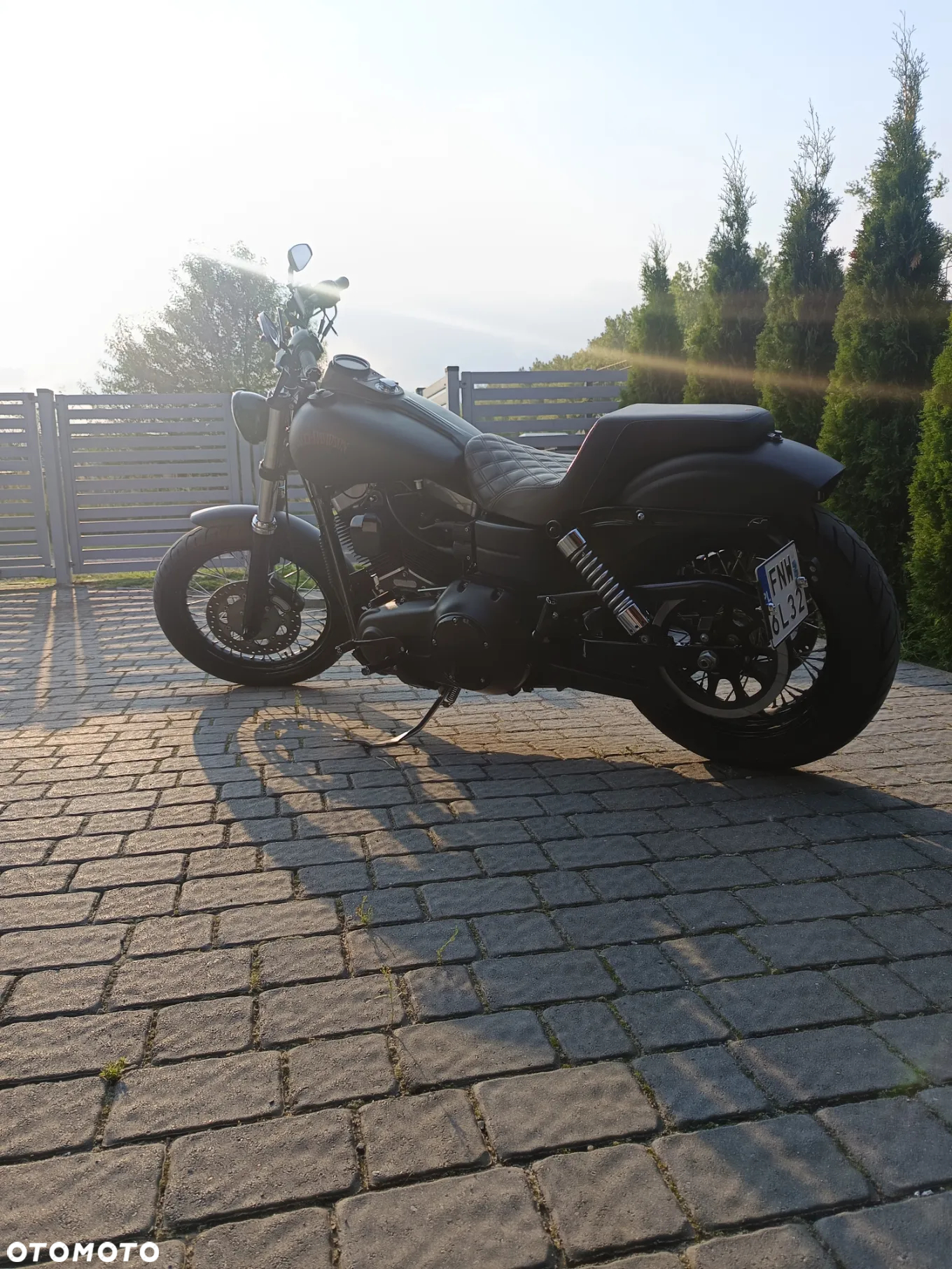 Harley-Davidson Dyna Street Bob - 2