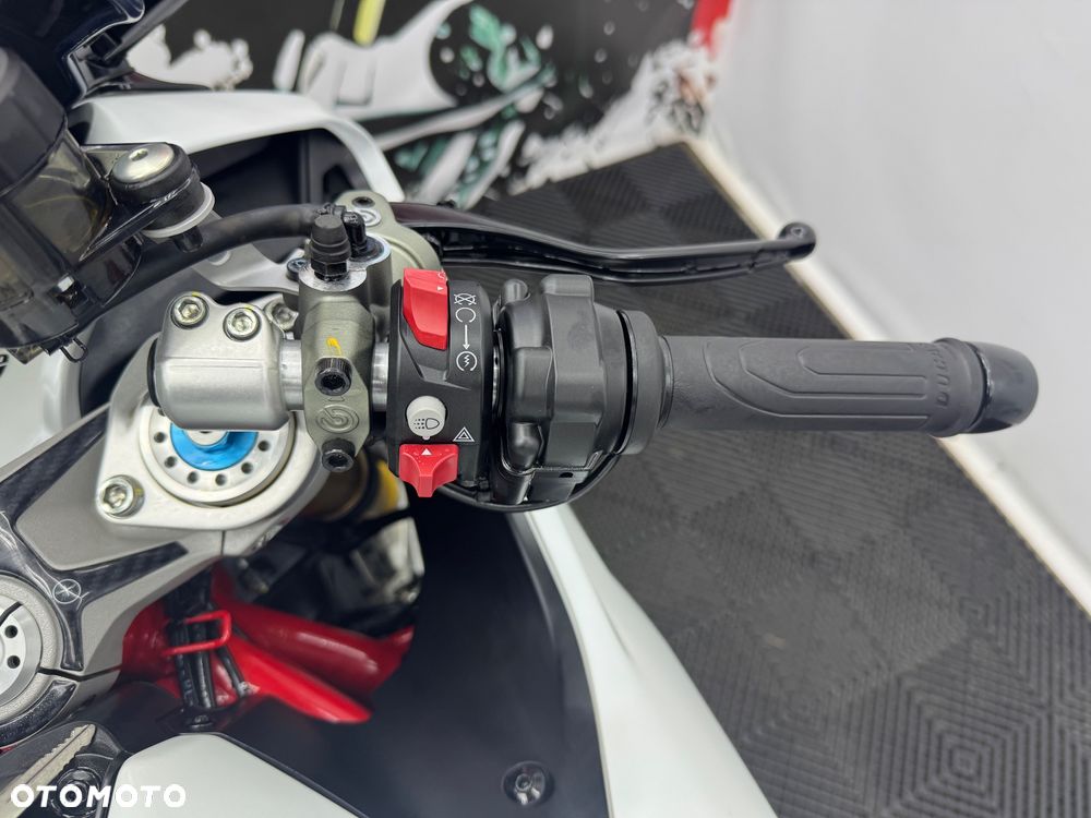 Ducati SuperSport - 26