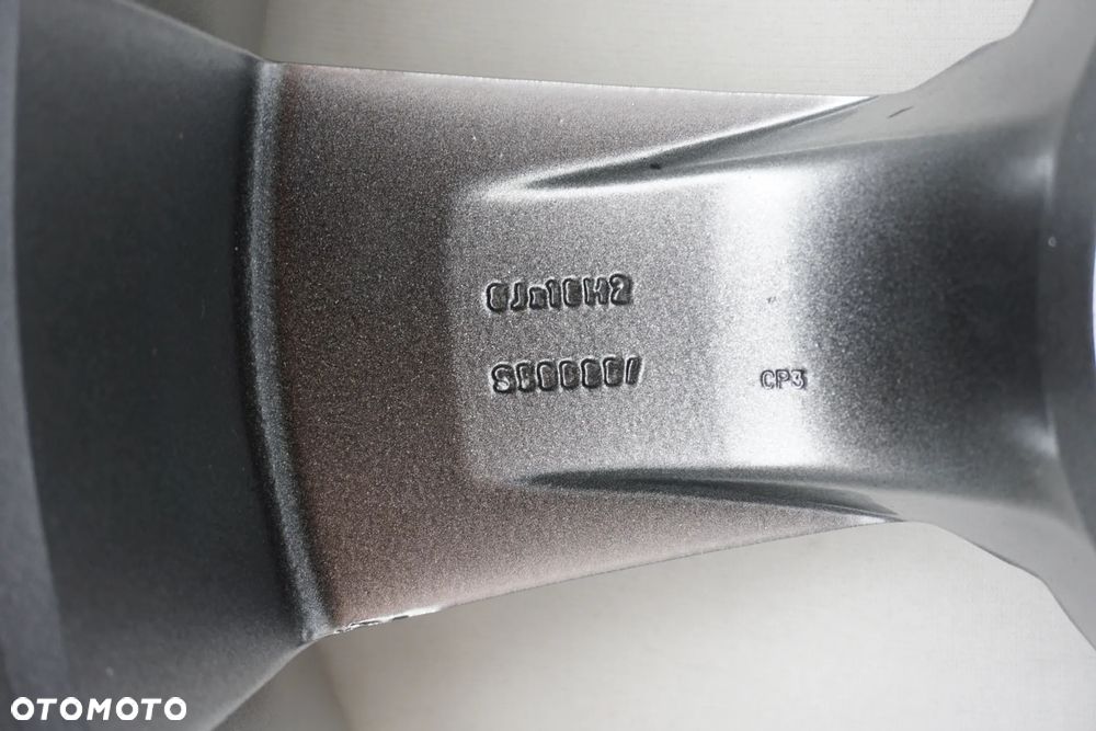 Mak 4x100 18 8J et45 rant - 12