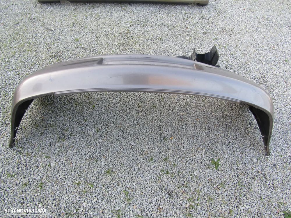 Parachoques traseiro Seat Leon FR ano 2000 a 2005 (usado) - 2