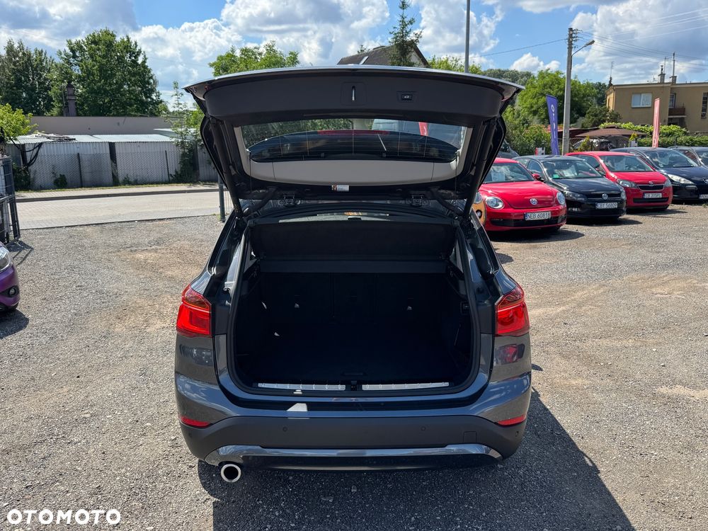 BMW X1 sDrive16d - 26