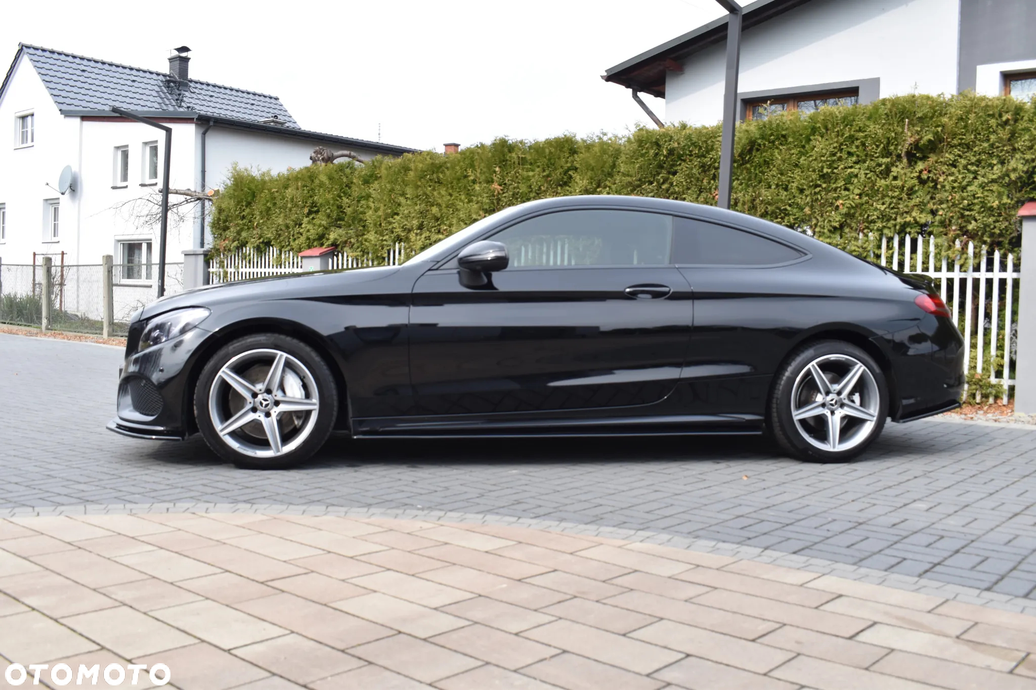 Mercedes-Benz Klasa C 300 9G-TRONIC - 20