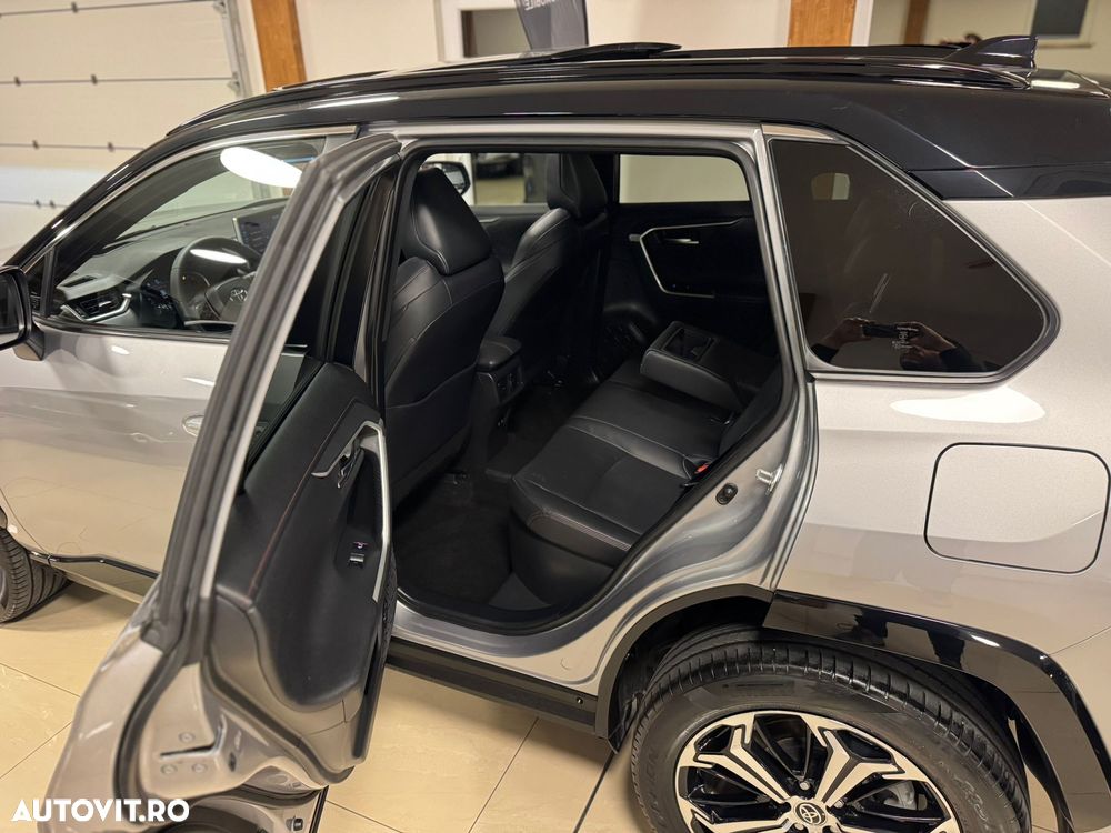 Toyota RAV4 Style - 9