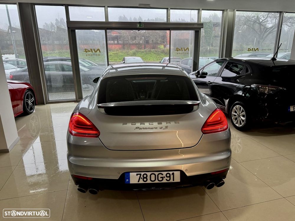 Porsche Panamera 4 S PDK - 14