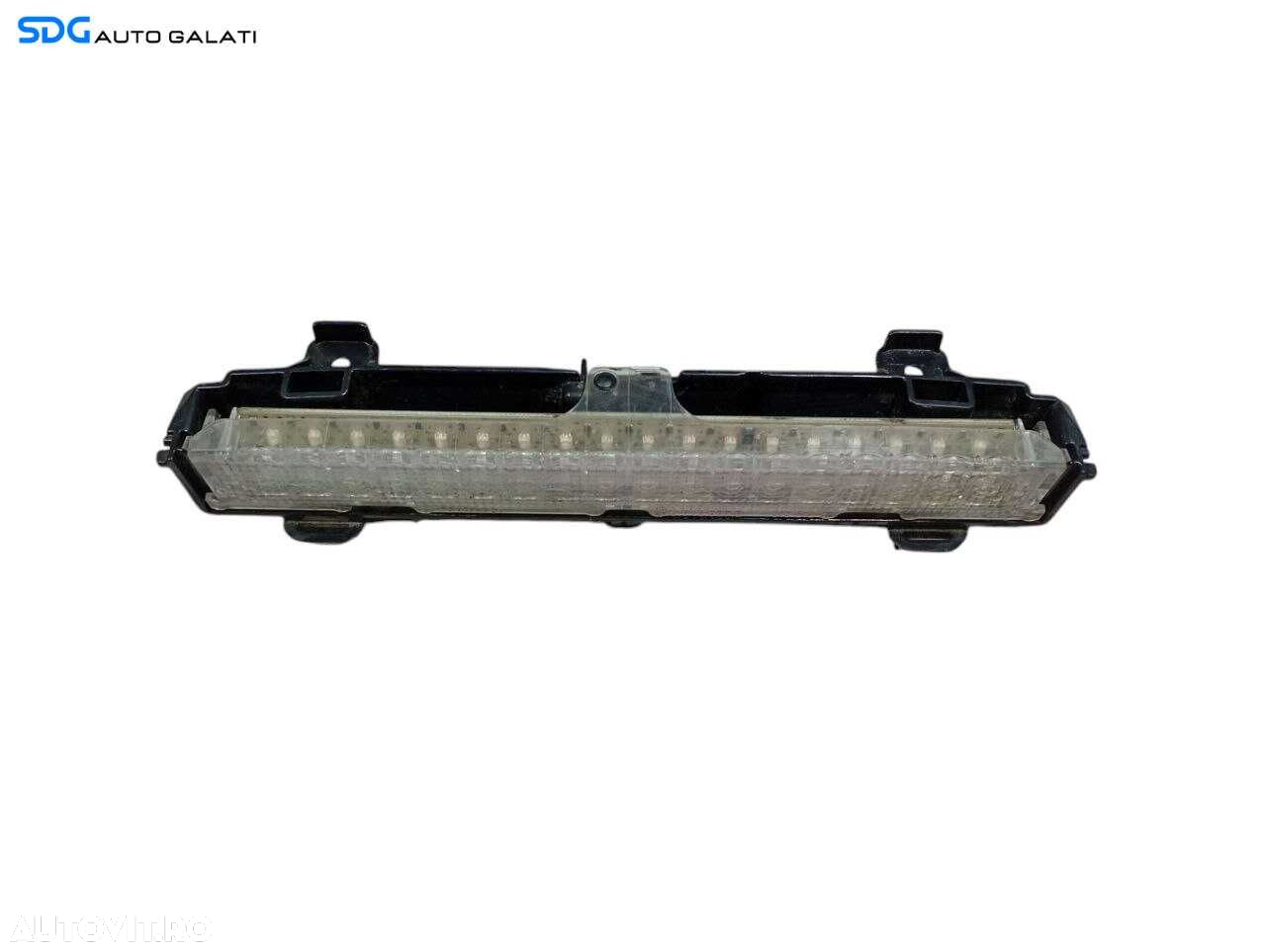 Stop Aditional Auxuliar Central Hayon Volkswagen Jetta 4 MK42011 - 2018 Cod 6RU945087B [LR0873] - 2