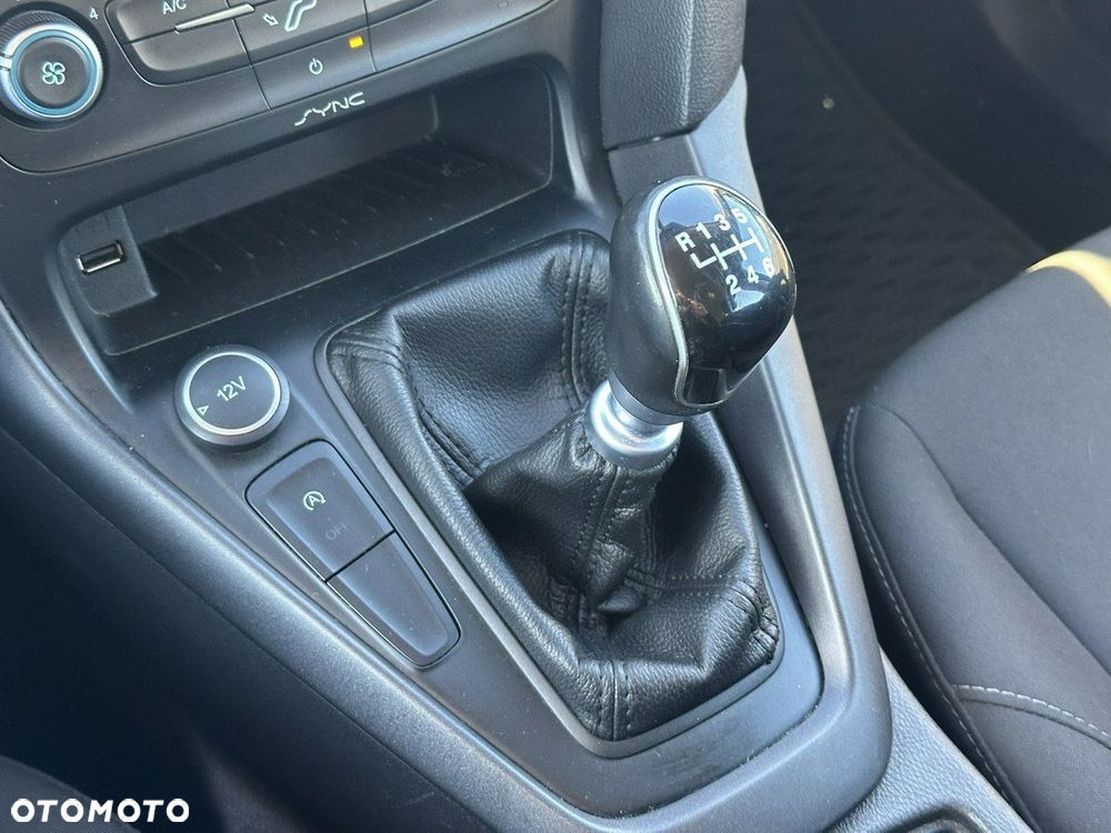 Ford Focus - 14