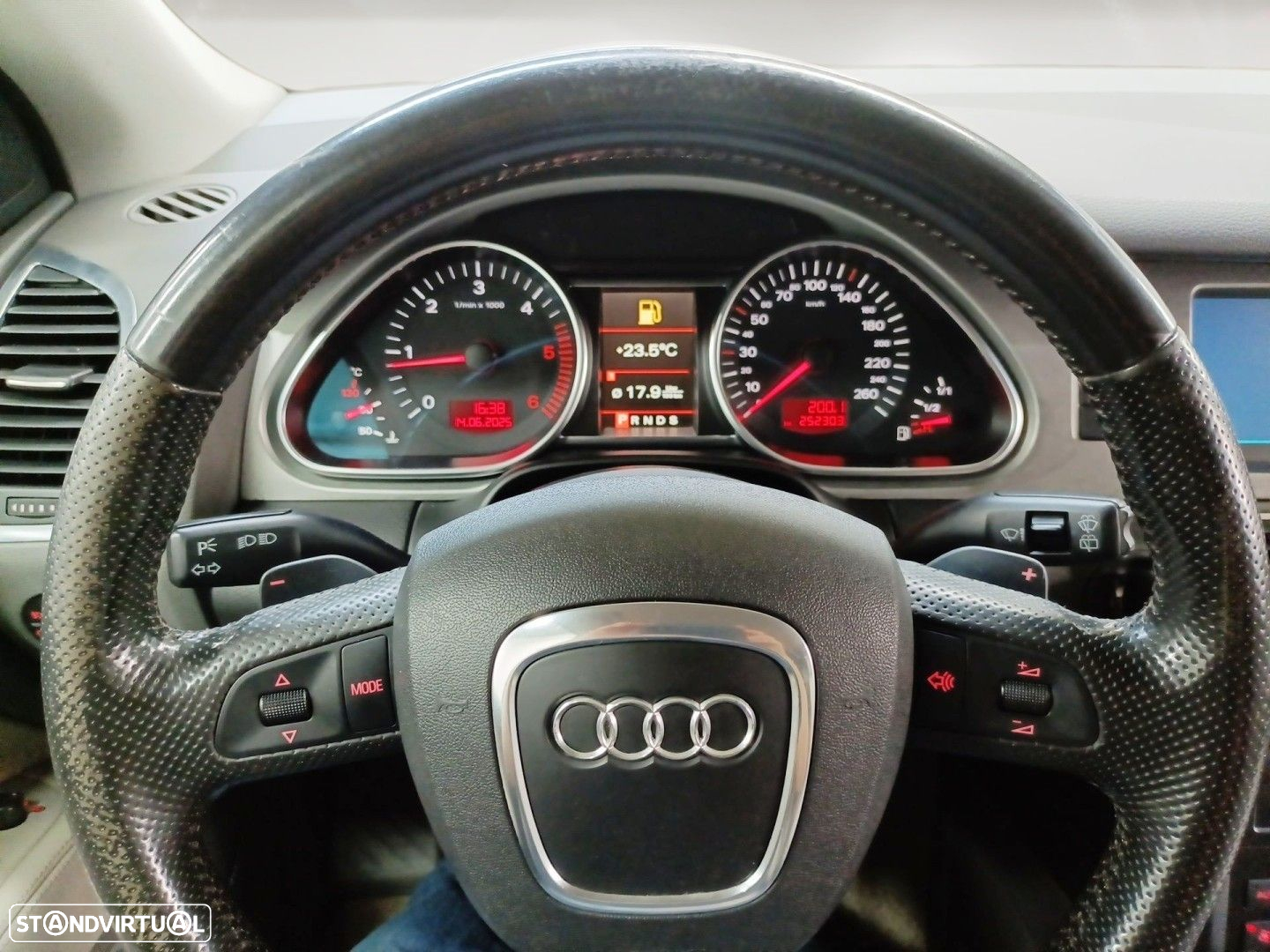 Audi Q7 - 8