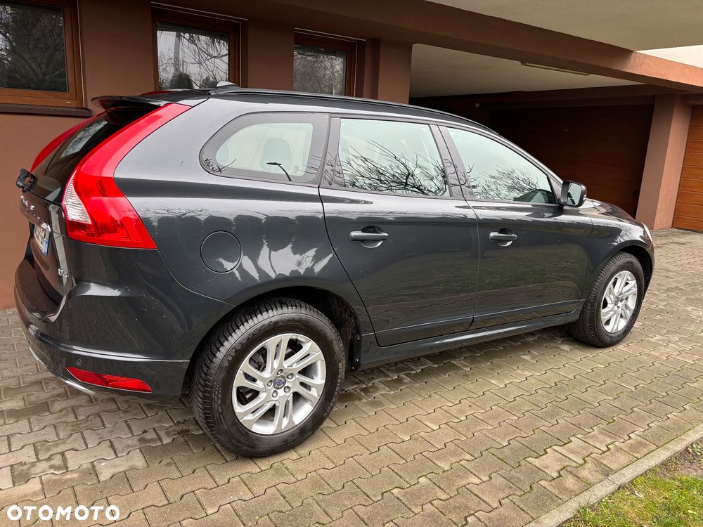 Volvo XC 60 D4 Geartronic Momentum - 3