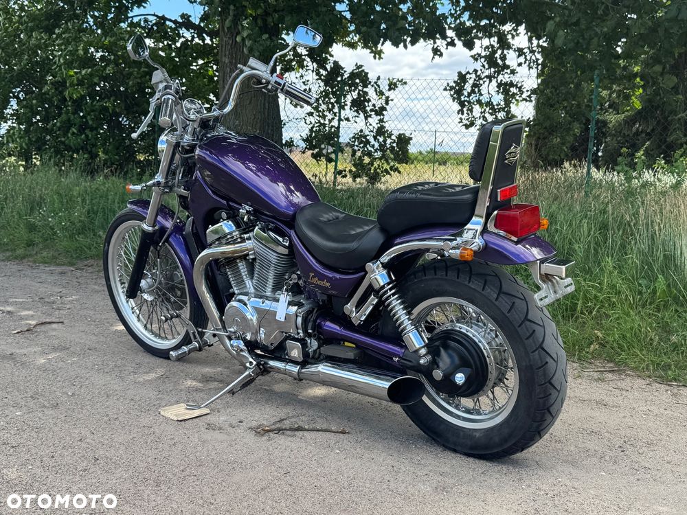 Suzuki Intruder - 19