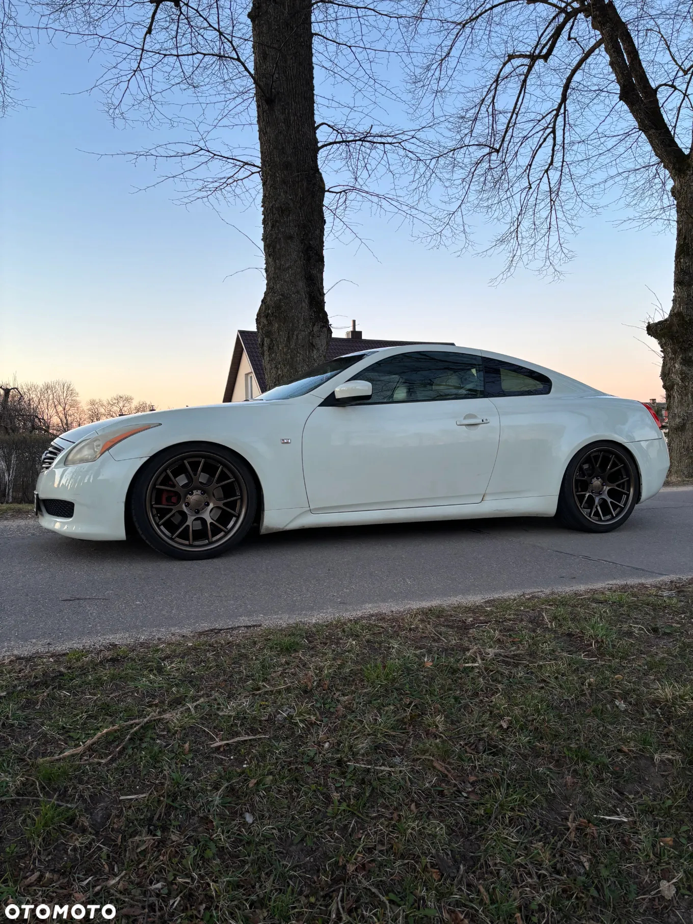 Infiniti G G37 - 6