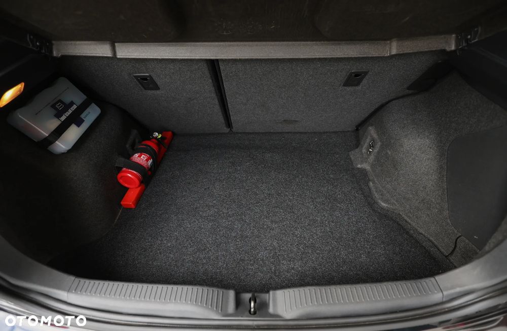 Toyota Auris 1.6 VVT-i Luna - 23