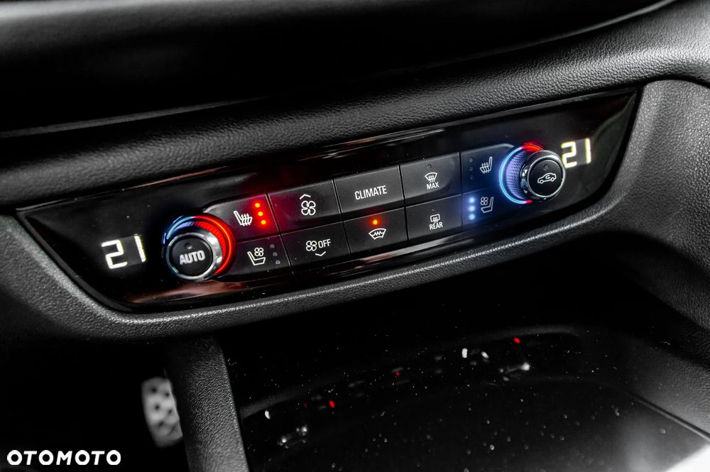 Opel Insignia 2.0 BiTurbo D 4x4 Automatik GSI - 32