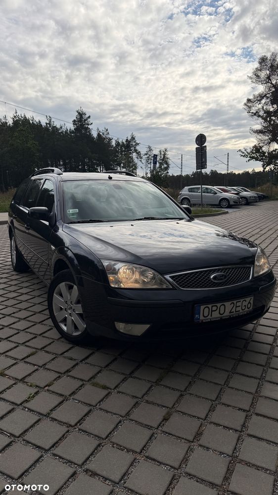 Ford Mondeo 2.0 TDCI DPF Ambiente - 2