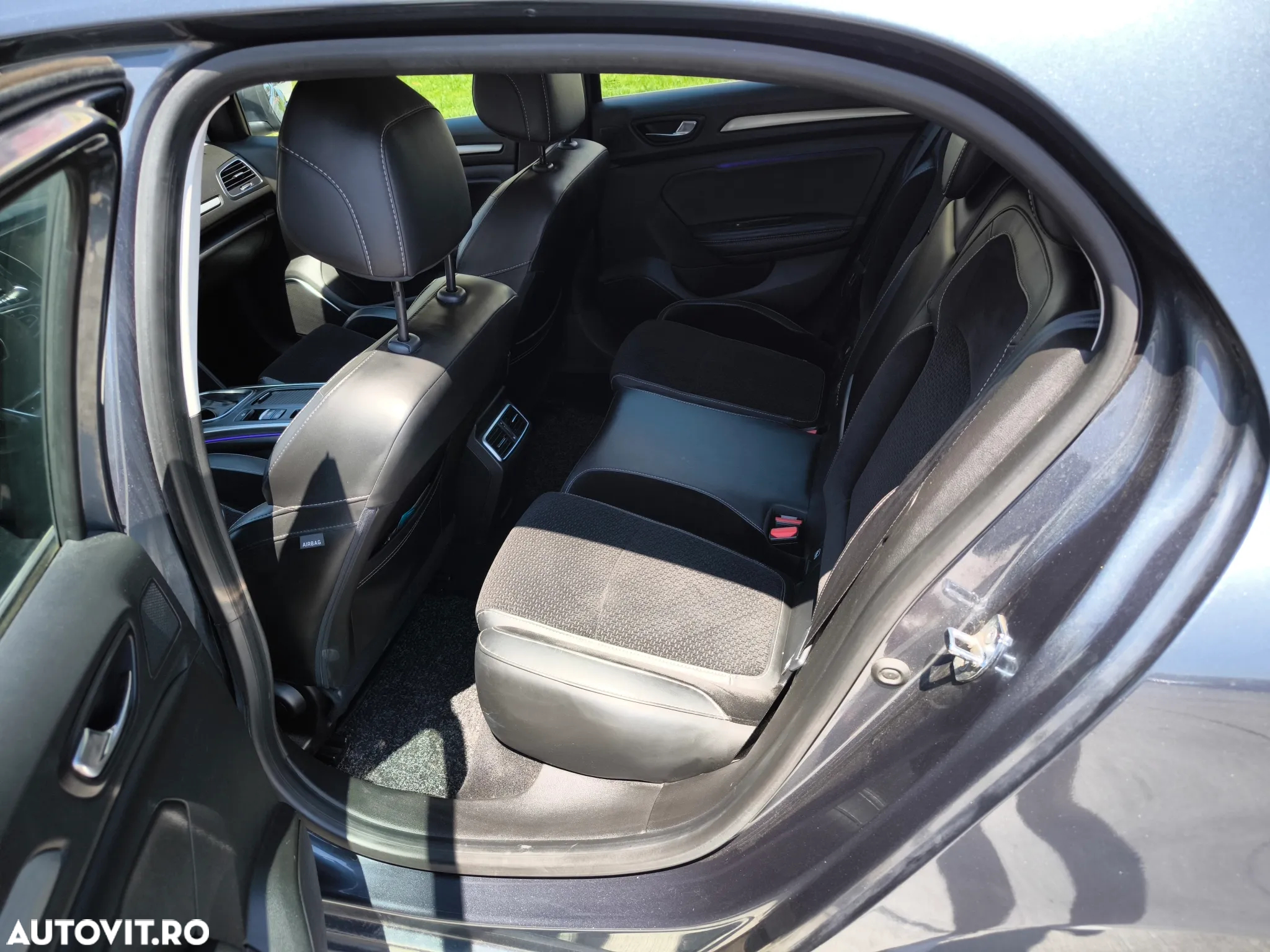 Renault Megane Energy dCi EDC Intens - 11