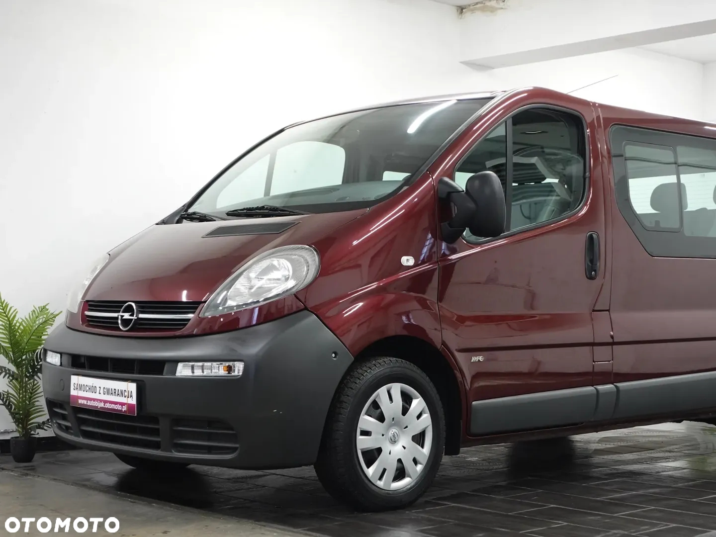 Opel Vivaro 2.5 CDTI L1H1 Life Edition - 14