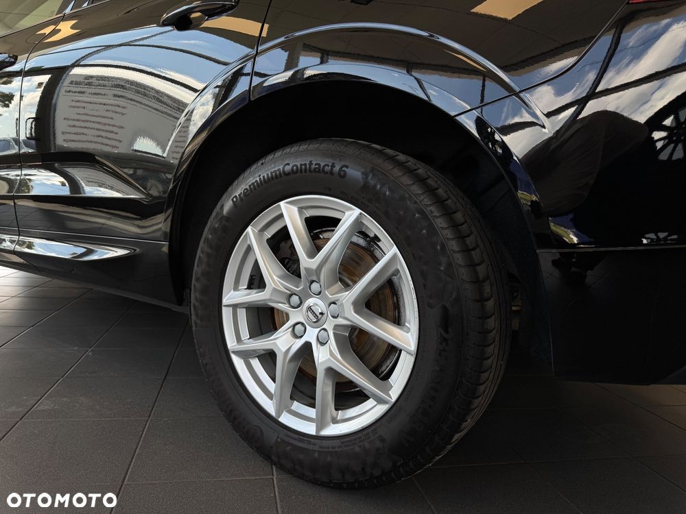 Volvo XC 60 D4 AWD RDesign - 30