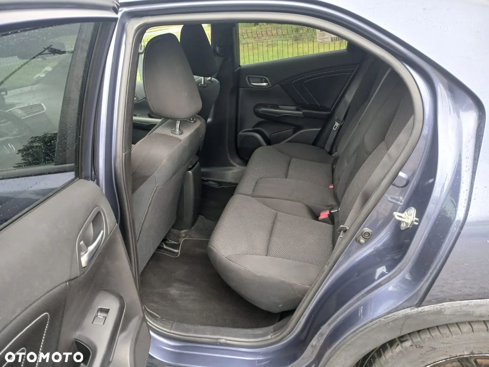 Honda Civic 1.6 i-DTEC Comfort Black Edition - 19