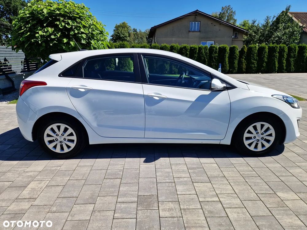 Hyundai i30 blue 1.4 Classic Navigation - 9